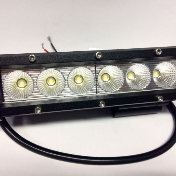 Faro Auxiliar Barra 6 Led 30W