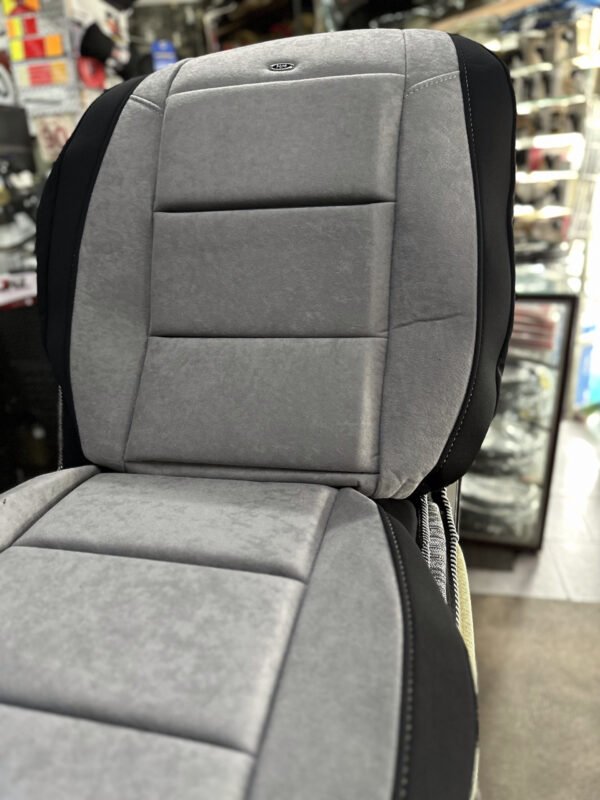 IMG_5339-scaled-1.jpg FUNDA ASIENTO HR KING - NEGRO/GRIS OSCURO
